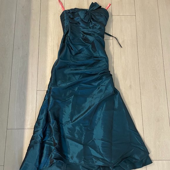 Aquamarine/Turquoise Prom Dress - Only Worn Once | Designed by Maggie Sottero - Picture 2 of 4